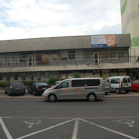 Hostel Family Erasmus Center Varşovia Exterior foto